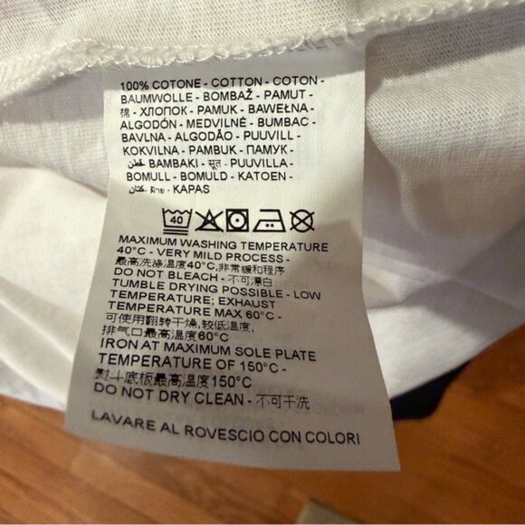 Piombo Vibrant Floral Graphic Tee, women’s size M - Picture 4 of 5